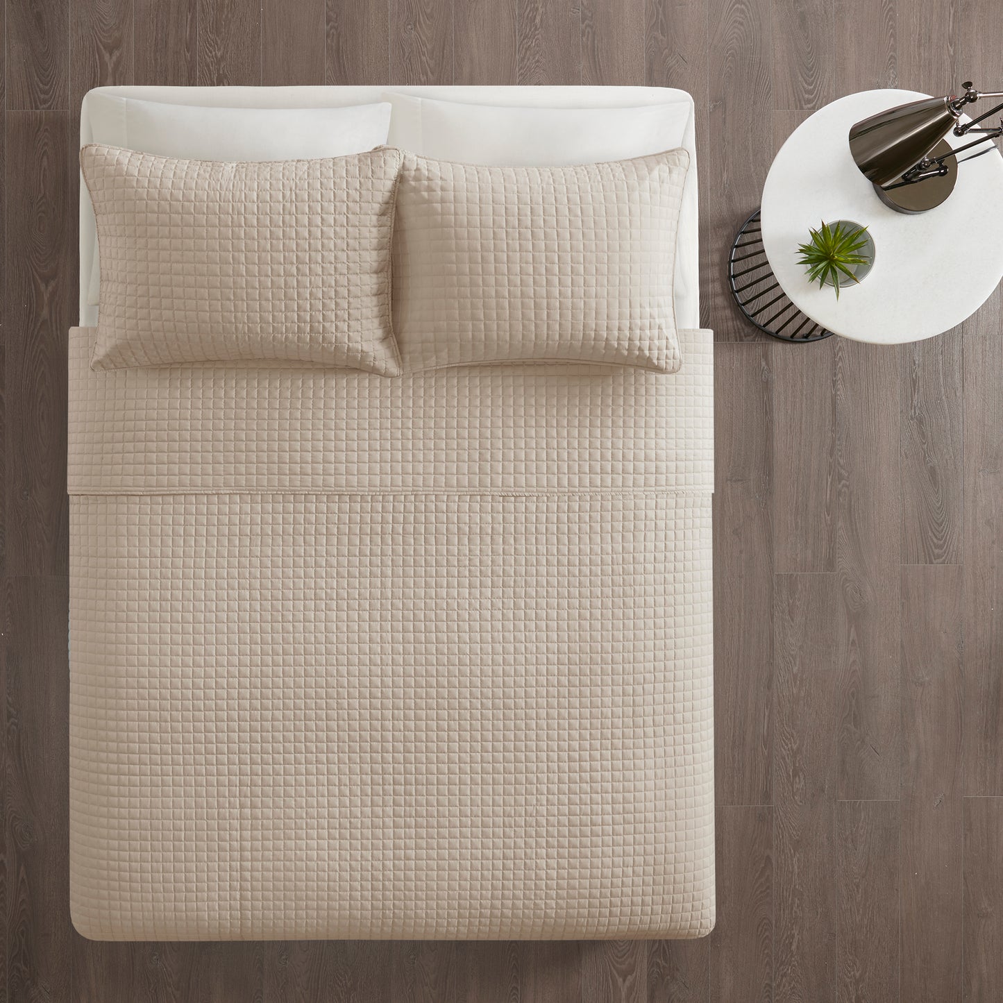 510 Design 3 Piece Reversible Quilt Set