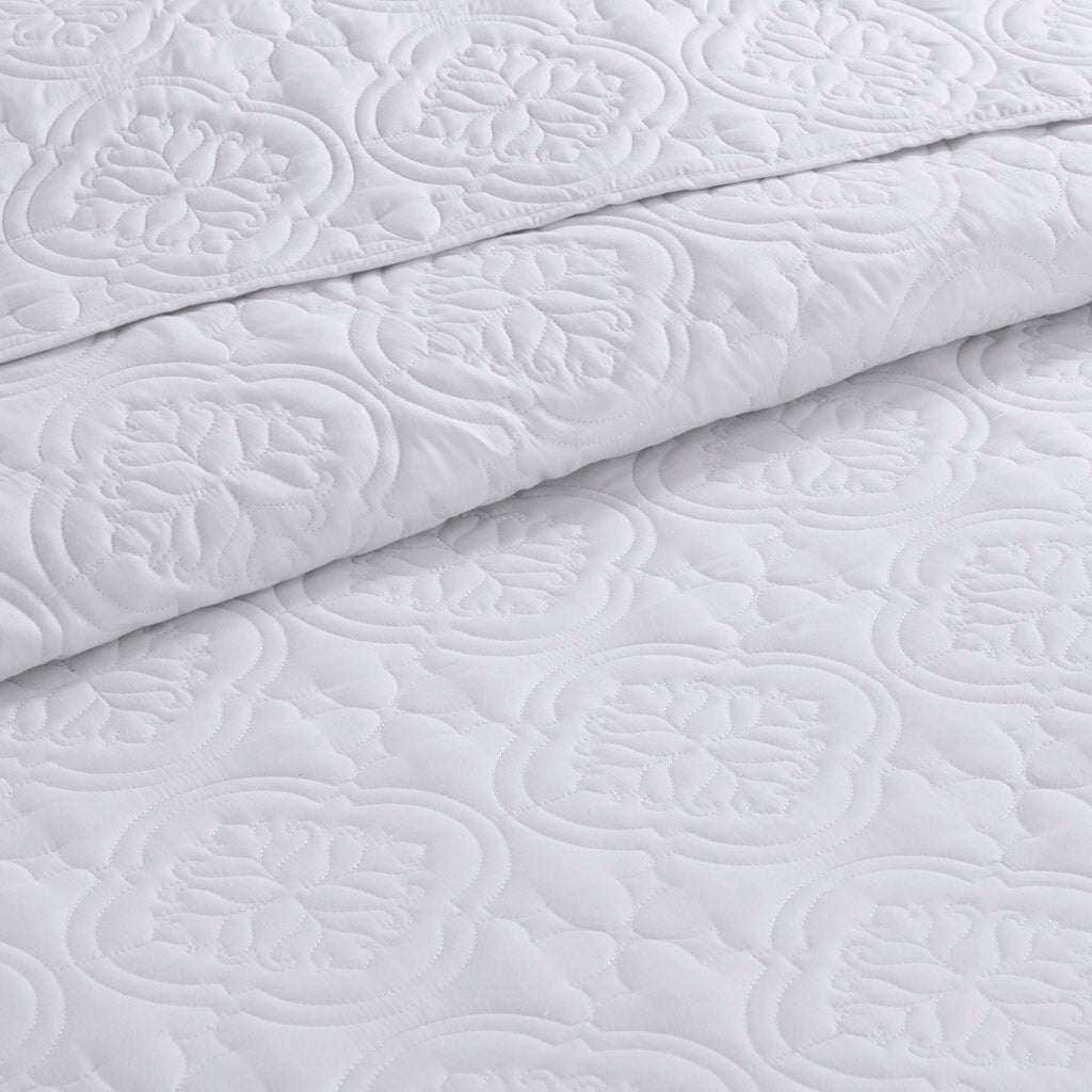 510 Design 3 Piece Reversible Bedspread Set