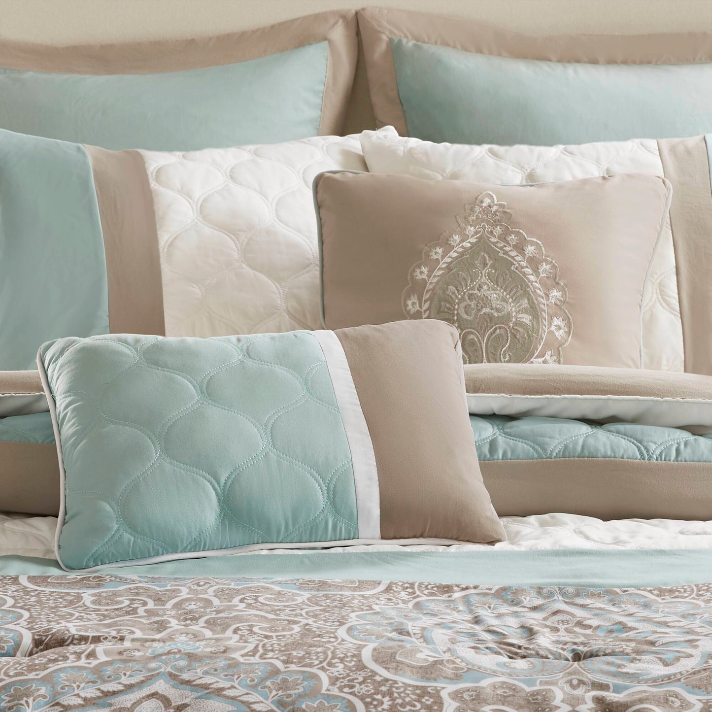 510 Design 8 Piece Comforter Set