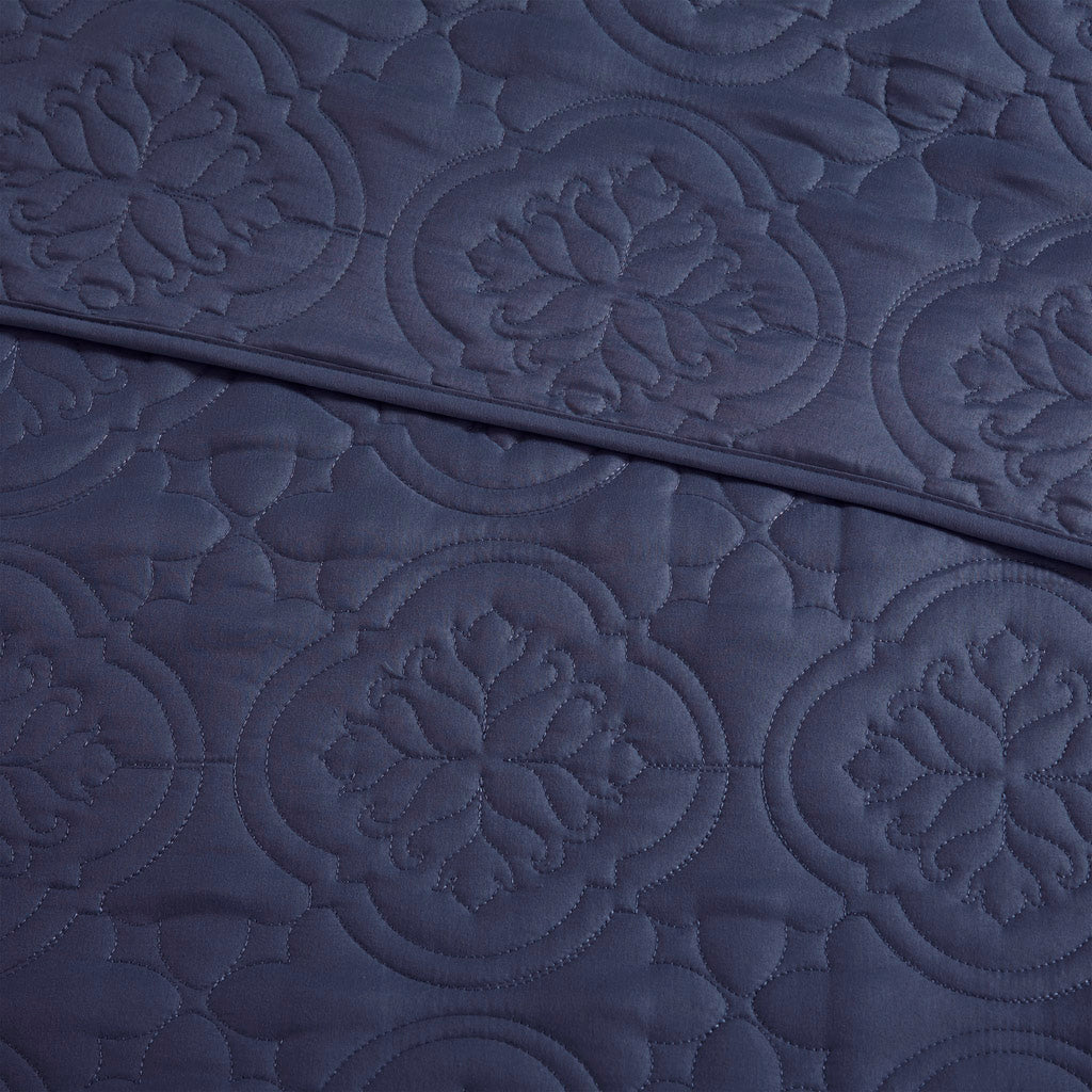 510 Design 3 Piece Reversible Bedspread Set