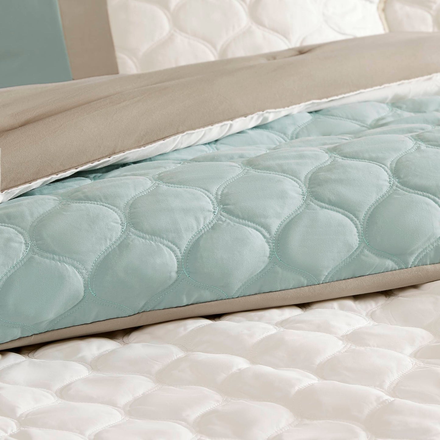 510 Design 8 Piece Comforter Set