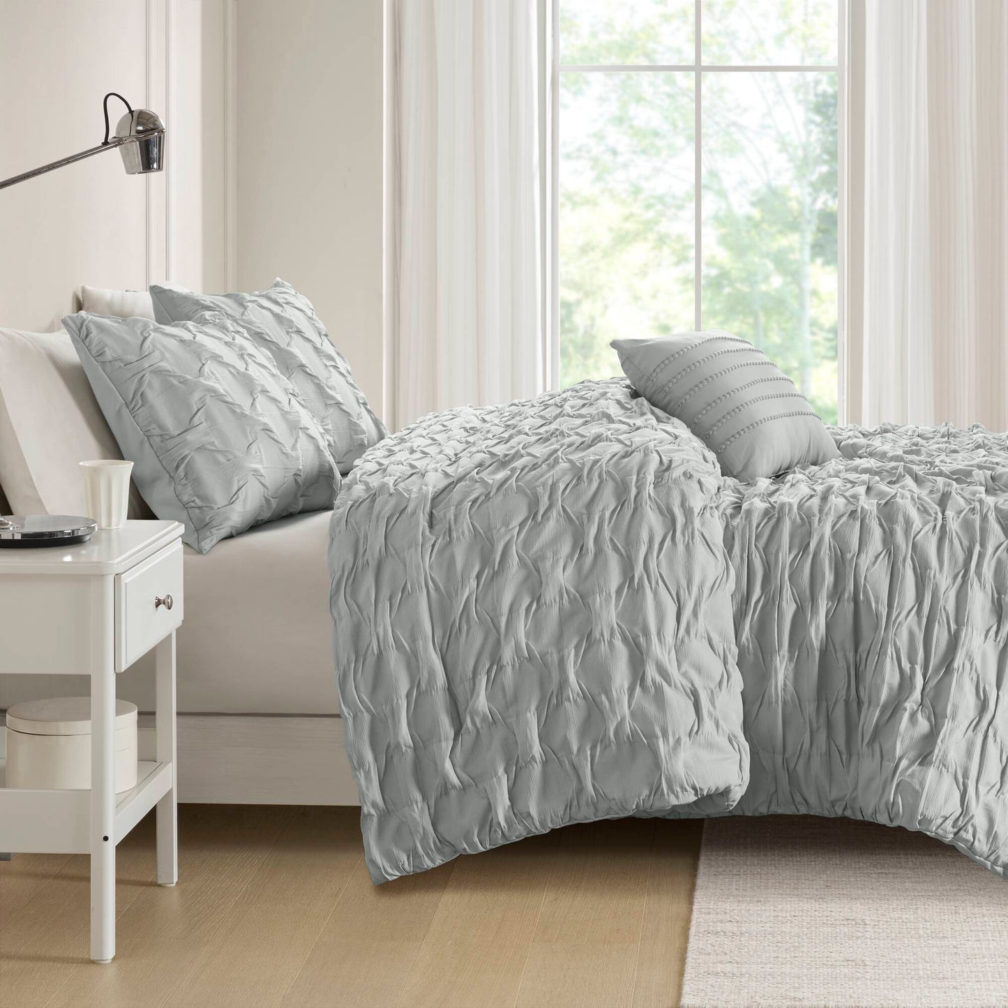 Bailey Diamond Pucker Woven Comforter Set