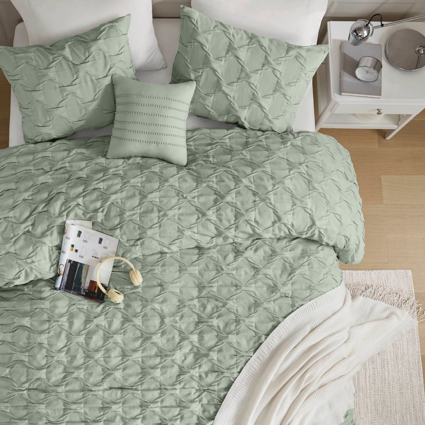 Bailey Diamond Pucker Woven Comforter Set