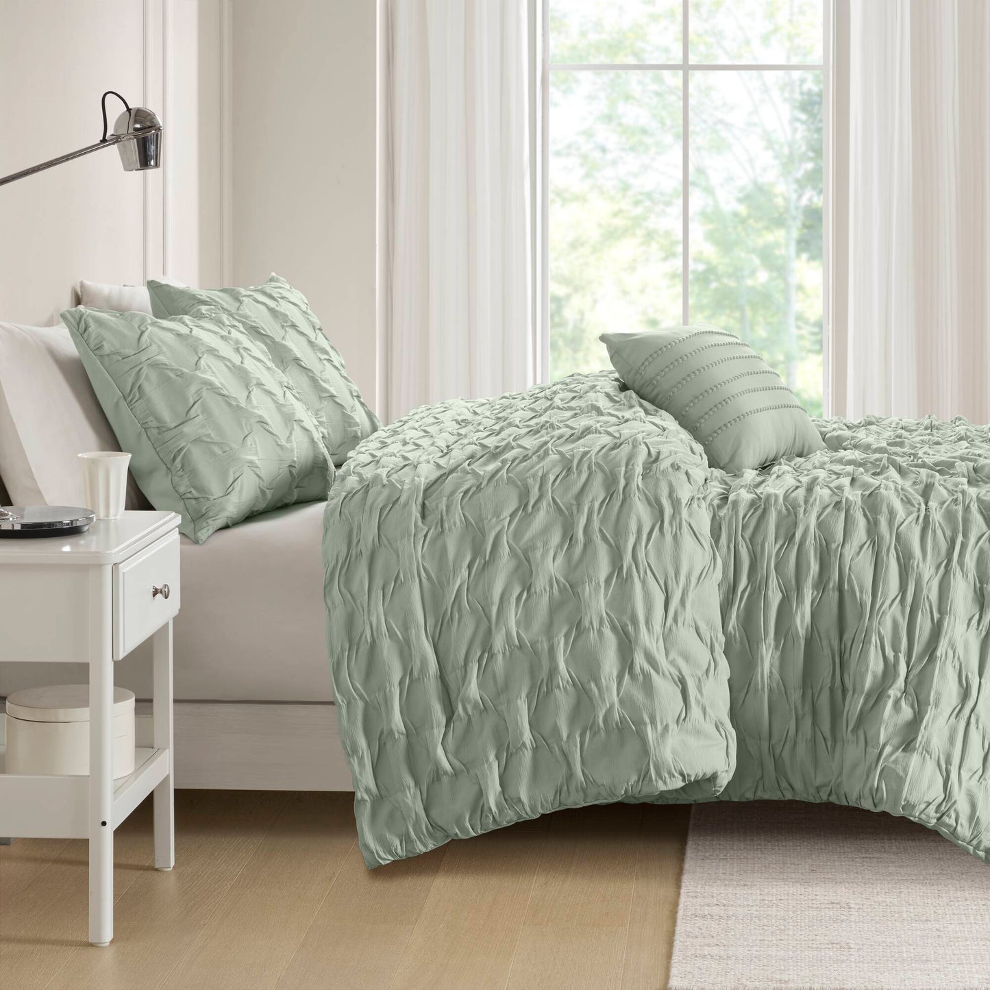 Bailey Diamond Pucker Woven Comforter Set