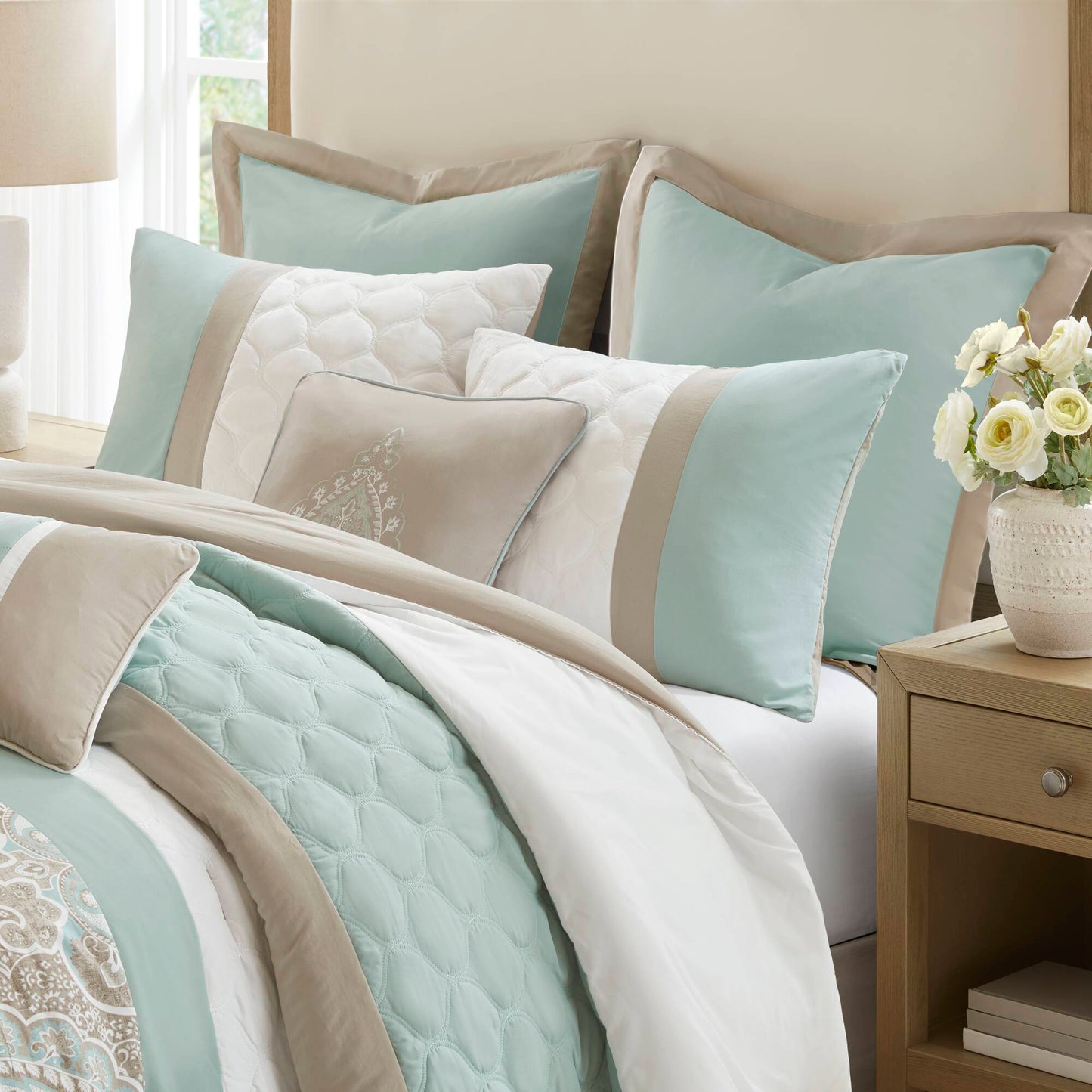 510 Design 8 Piece Comforter Set