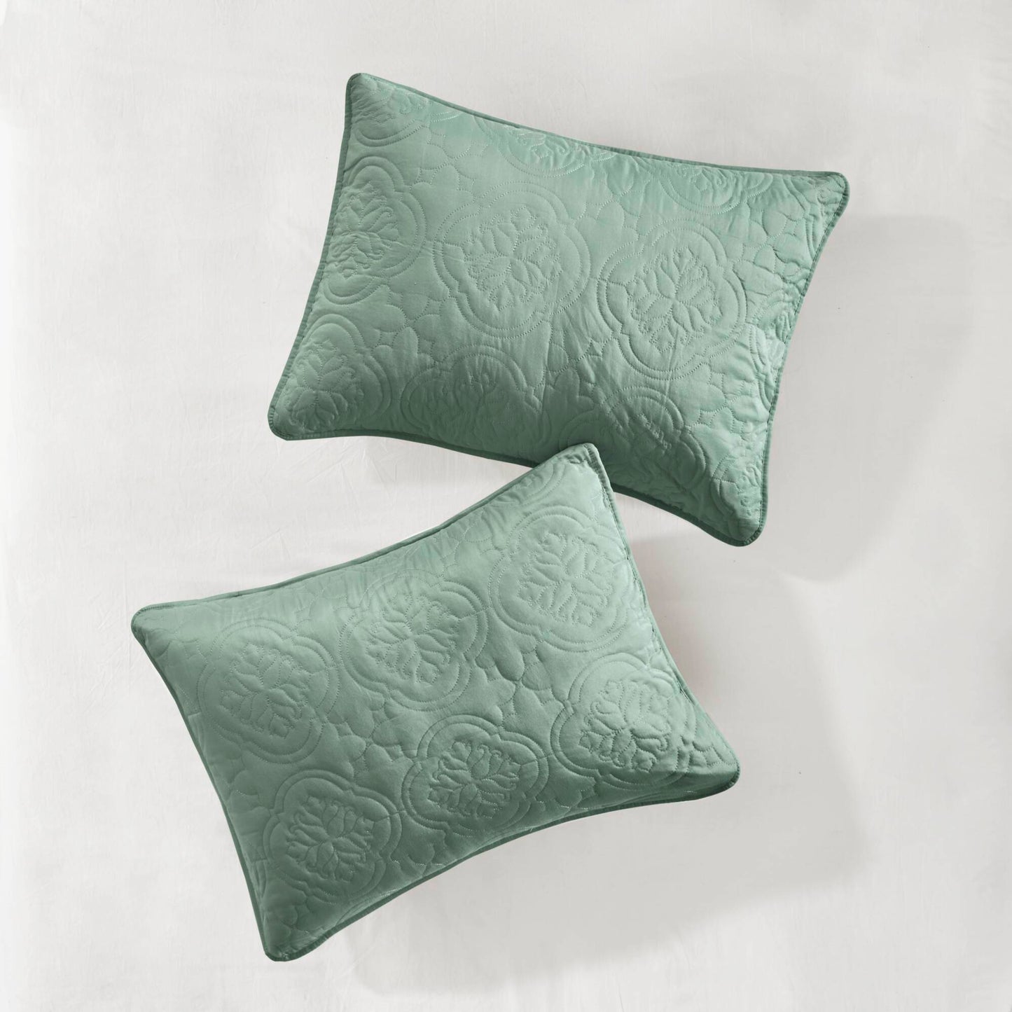 510 Design 3 Piece Reversible Bedspread Set