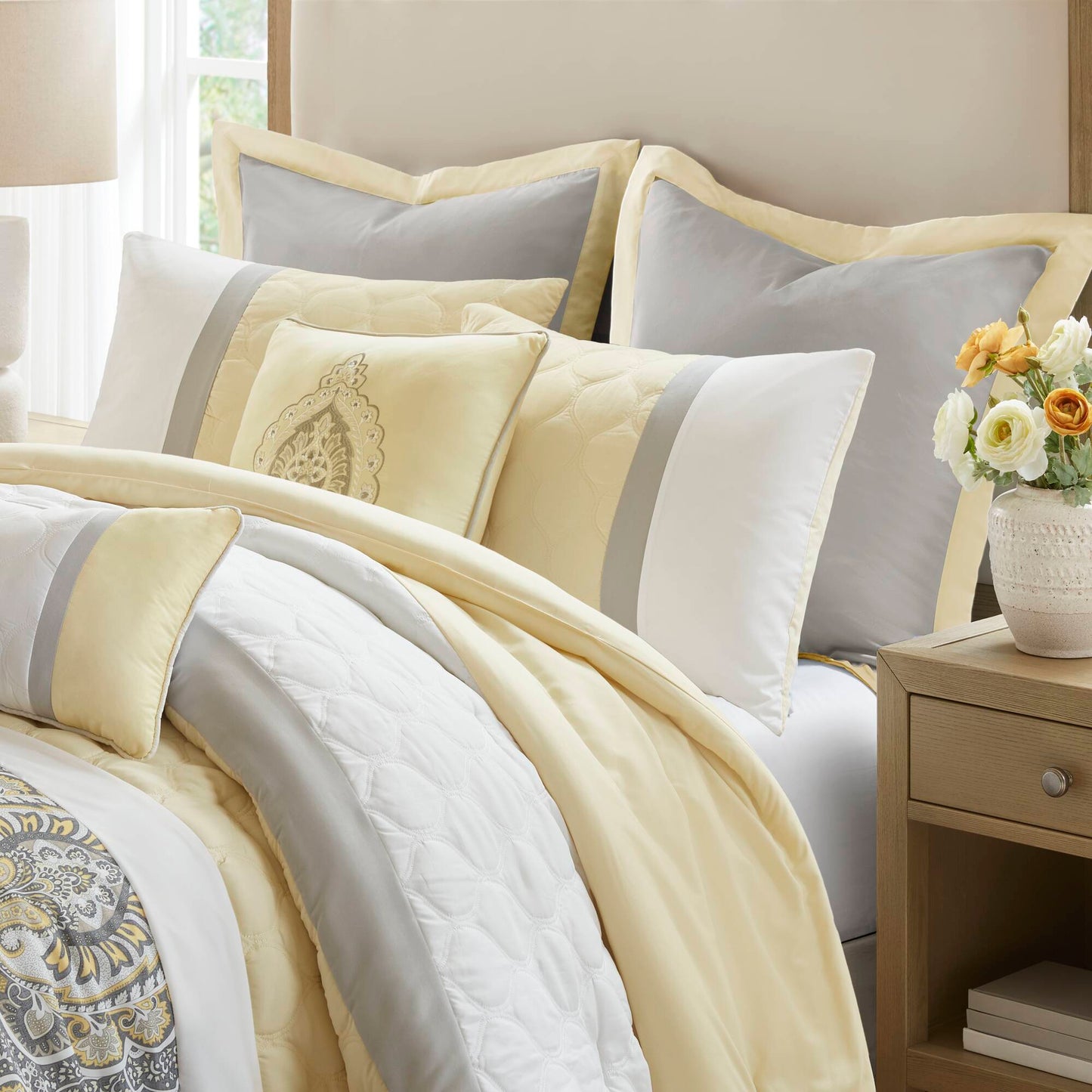 510 Design 8 Piece Comforter Set