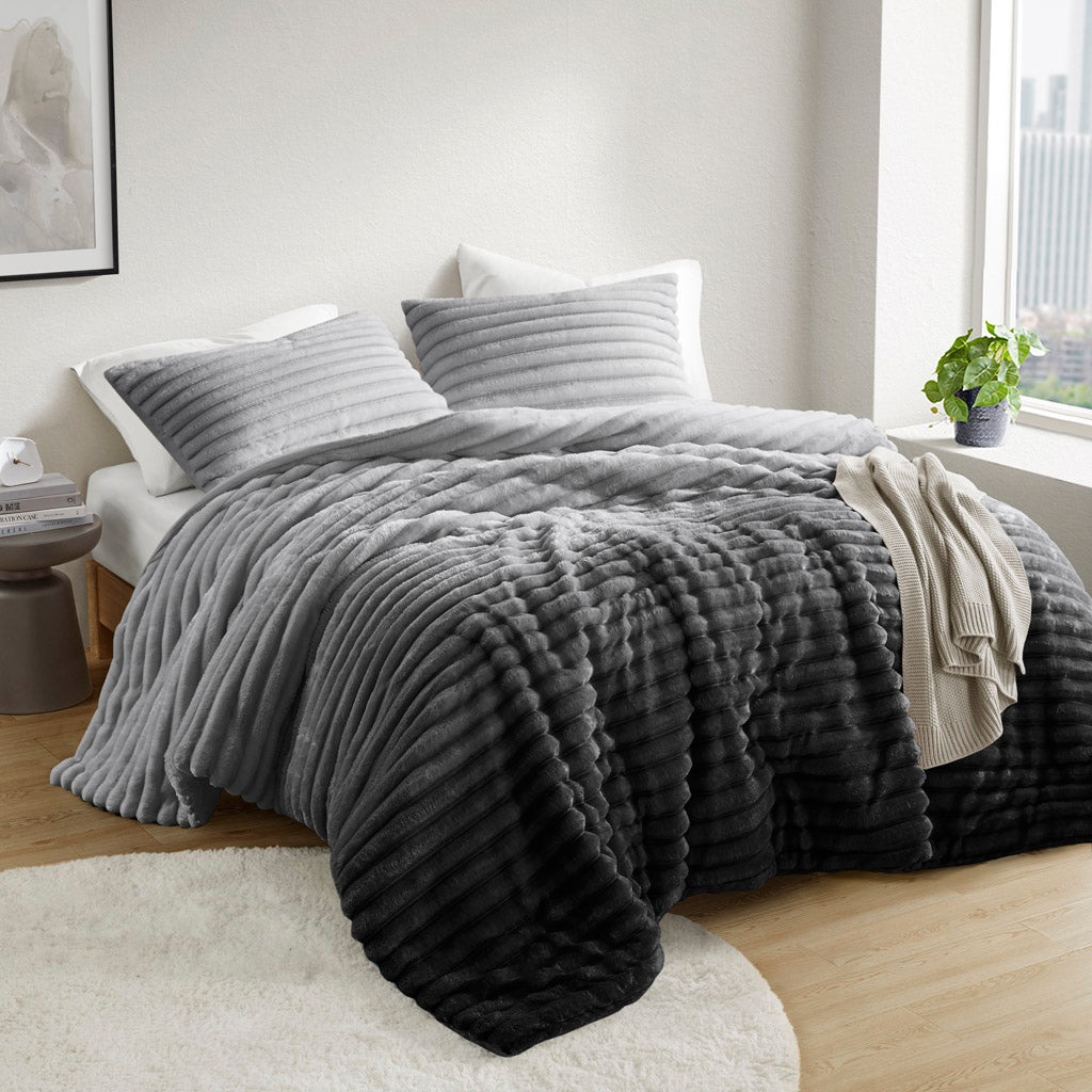 Intelligent Design Fluffy Ribbed Plush Comforter Set