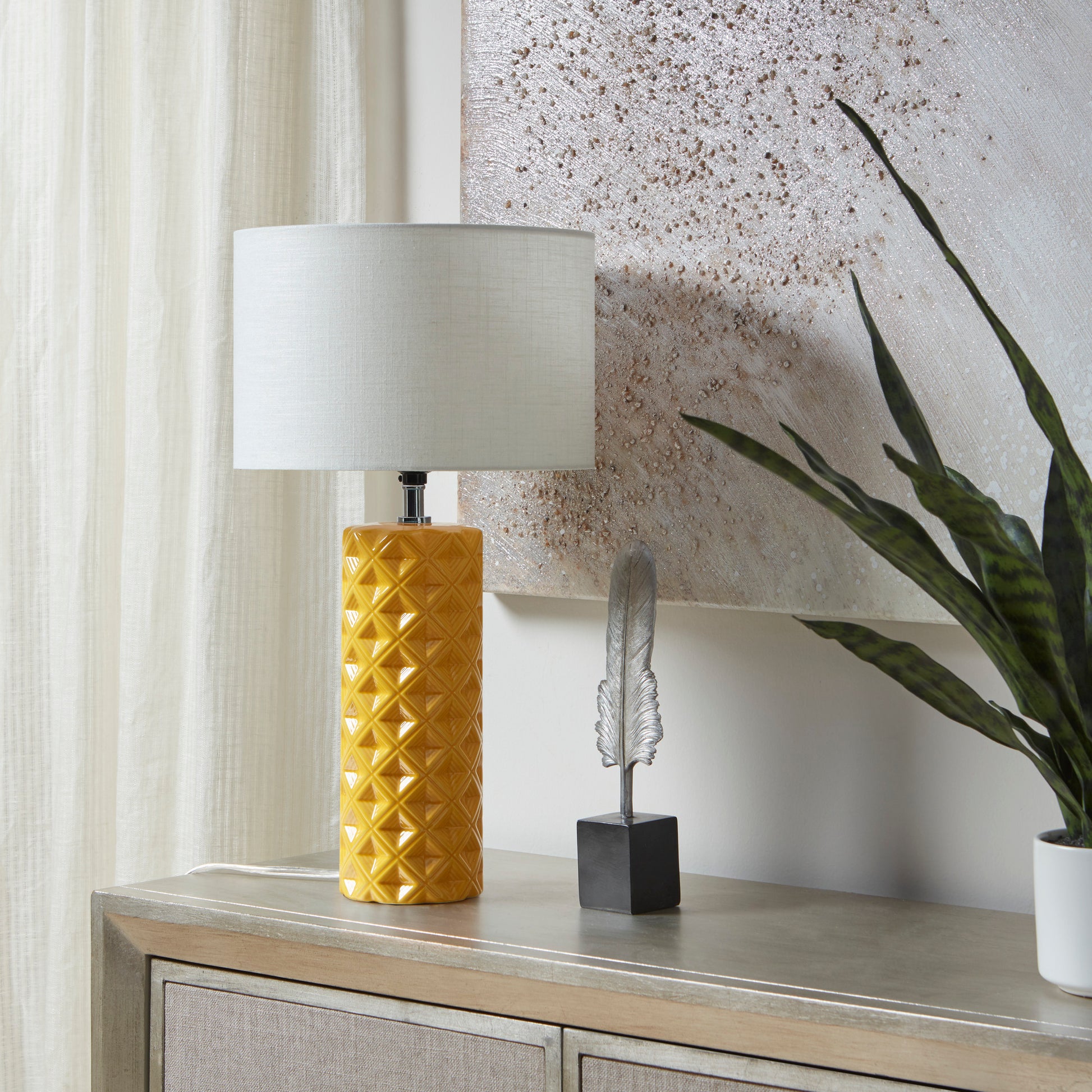 510 Design Geometric Ceramic Table Lamp