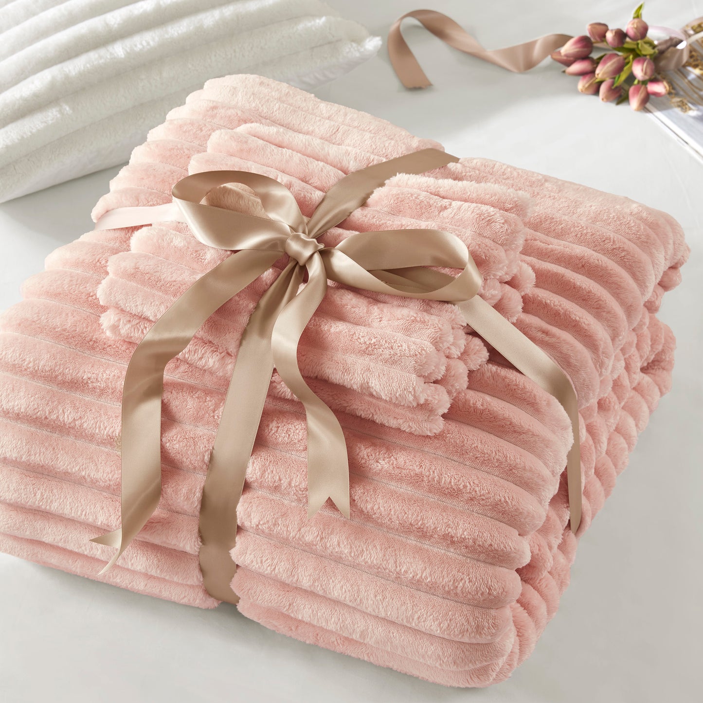 Intelligent Design Fluffy Ribbed Plush Comforter Set