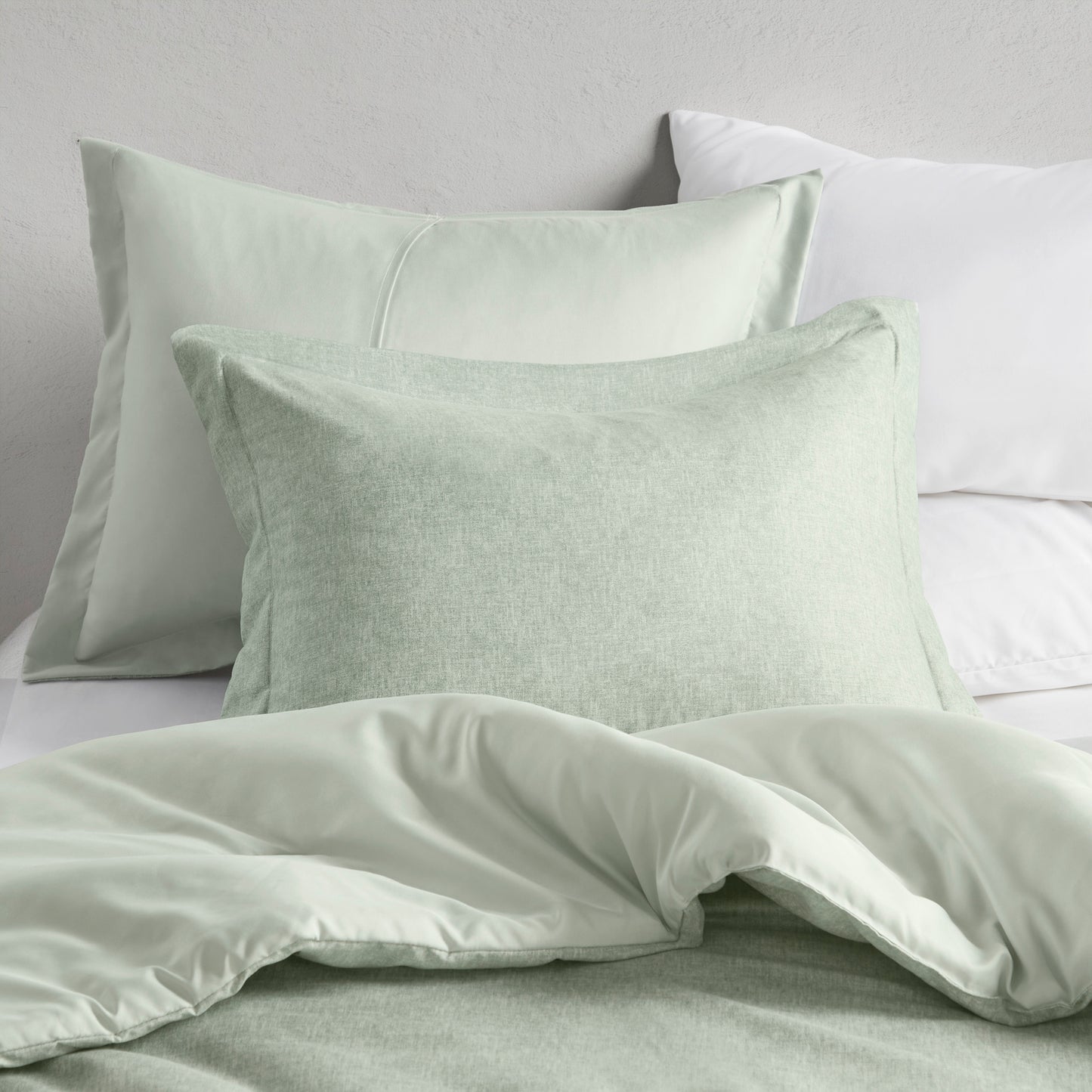 Camden Chambray Print Solid Comforter Set
