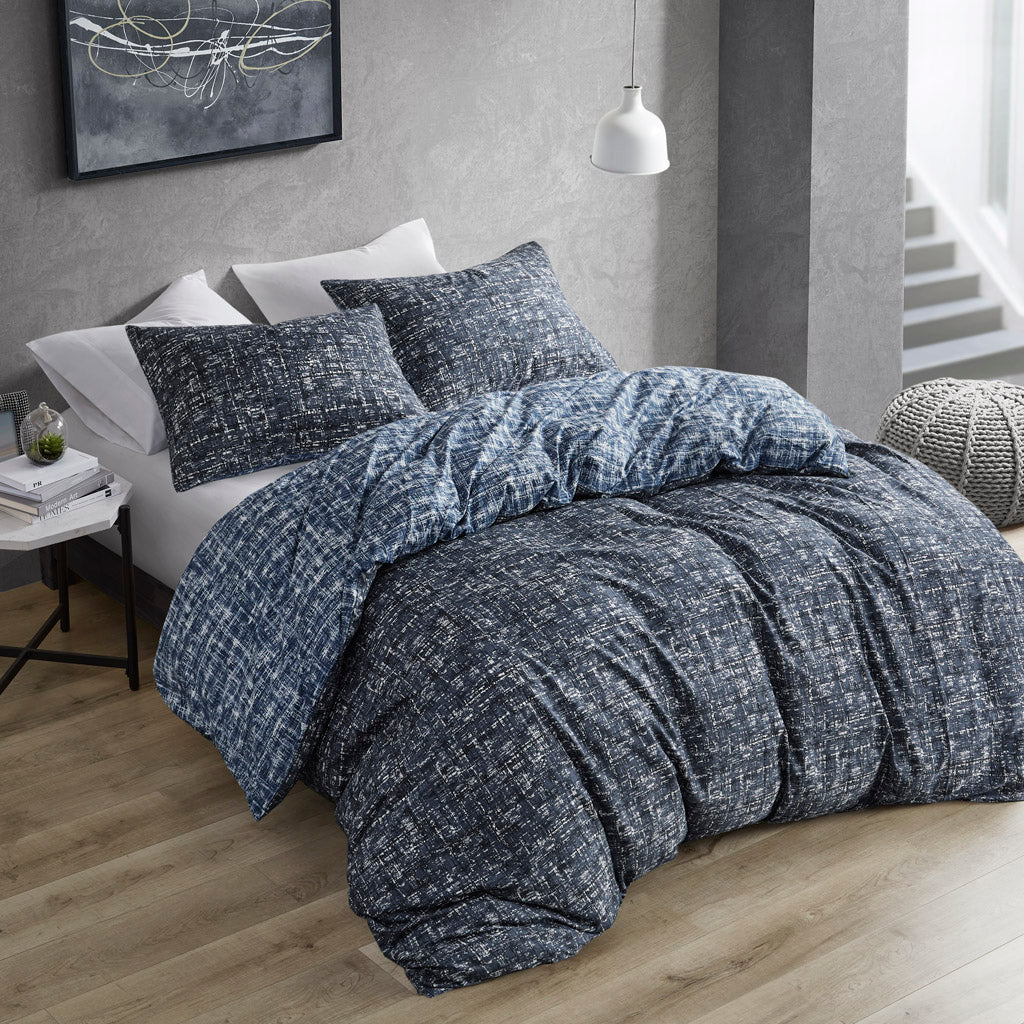 Maca Textured Print Reversible Comforter Set