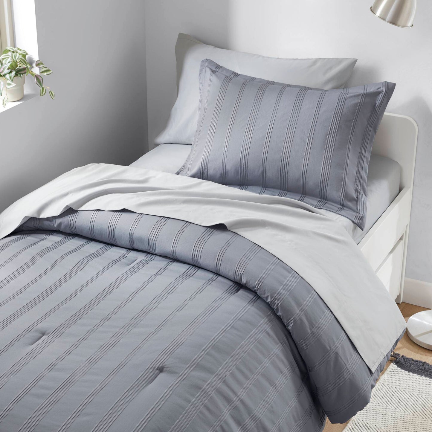 Logan Woven Striped Comforter Set