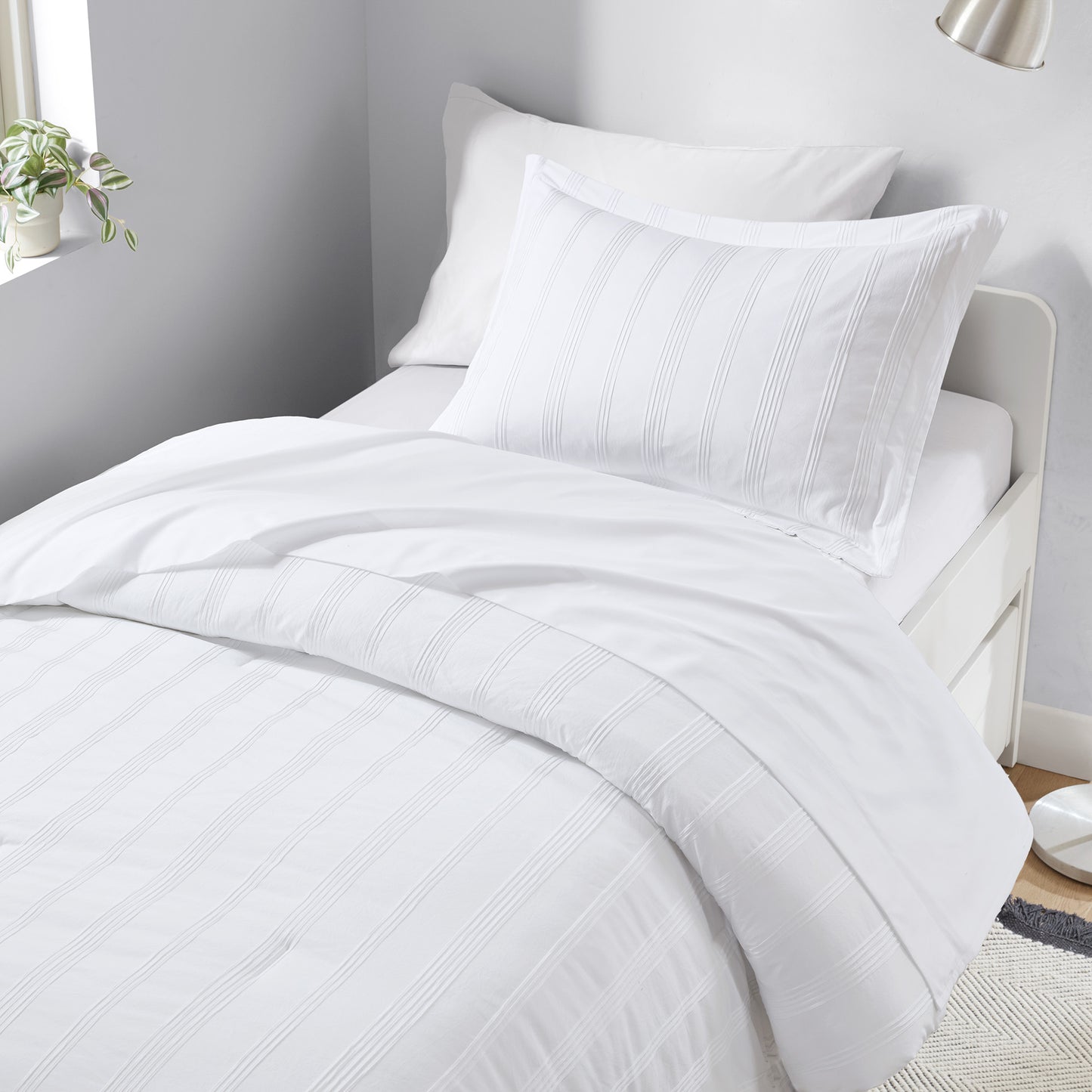 Logan Woven Striped Comforter Set