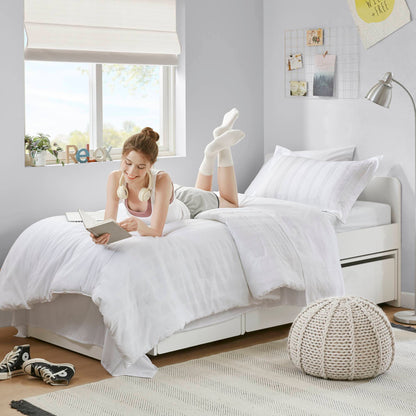 Logan Woven Striped Duvet Set