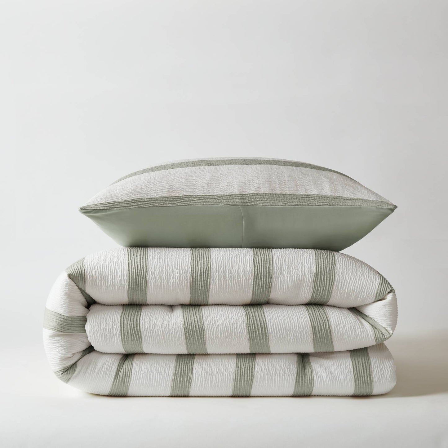 Merritt Yarn-dyed Striped Comforter