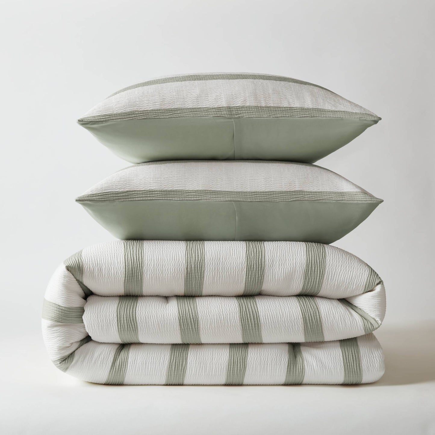 Merritt Yarn-dyed Striped Comforter