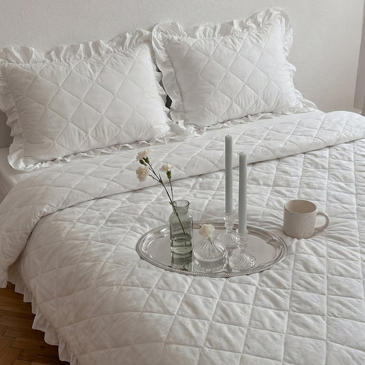 Phoebe Diamond Quilted Ruffle Edge Comforter Set