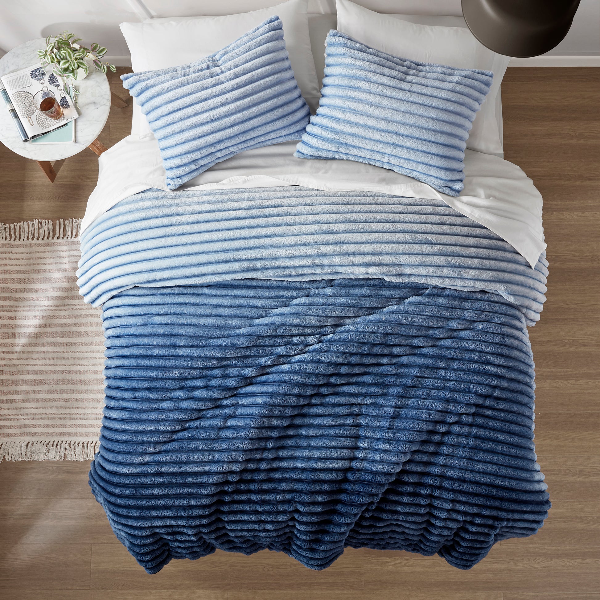 Intelligent Design Fluffy Ribbed Plush Comforter Set