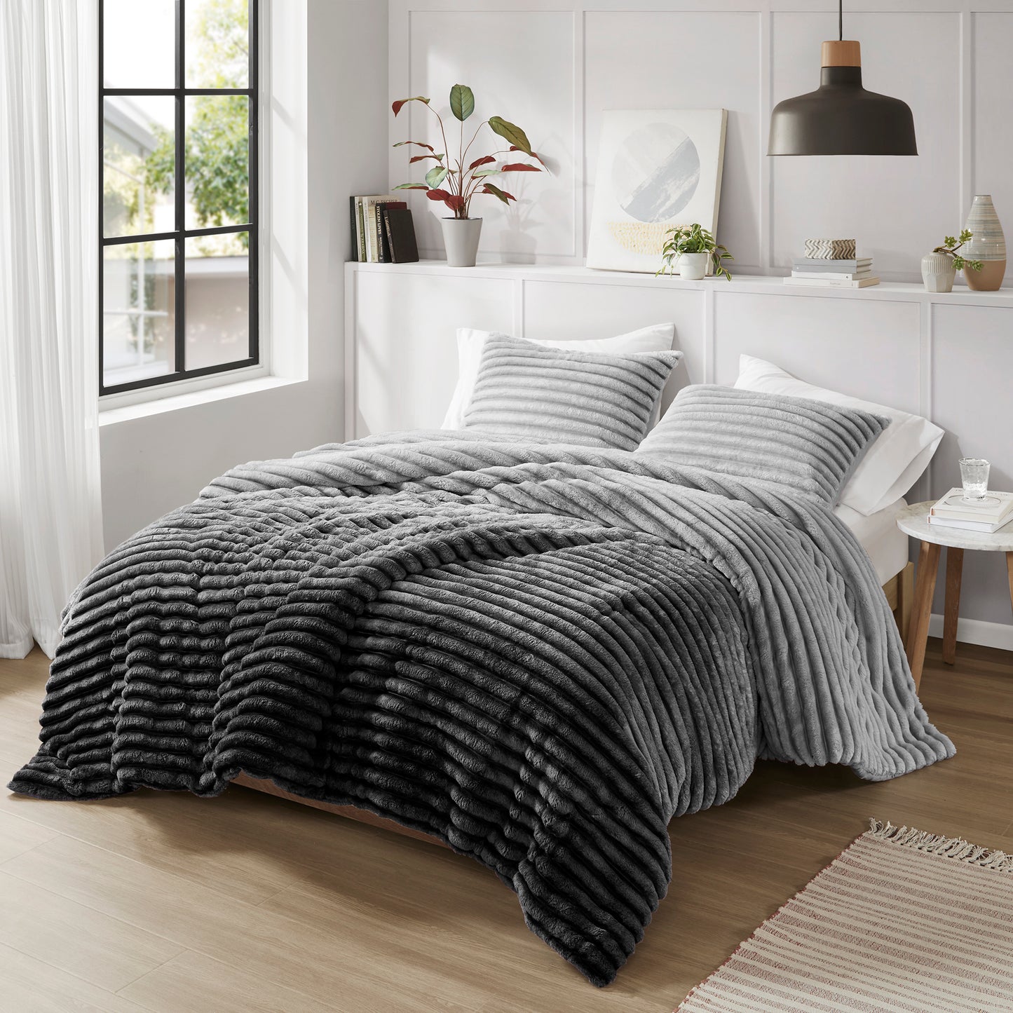 Intelligent Design Fluffy Ribbed Plush Comforter Set