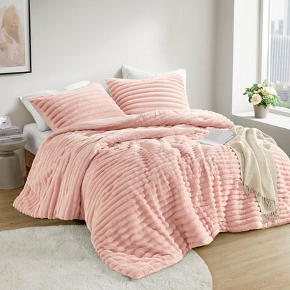 Intelligent Design Fluffy Ribbed Plush Comforter Set